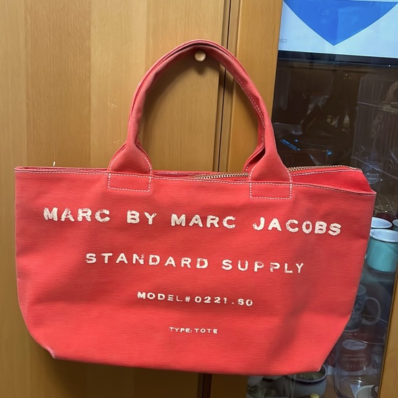 Marc Jacobs Tote bag - Picture 1 of 11
